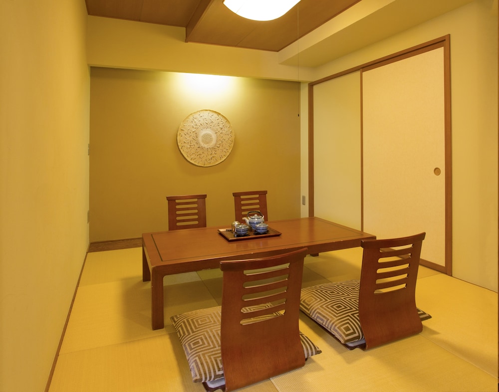 [East building] Suite with Open-Air Bath - Non Smoking