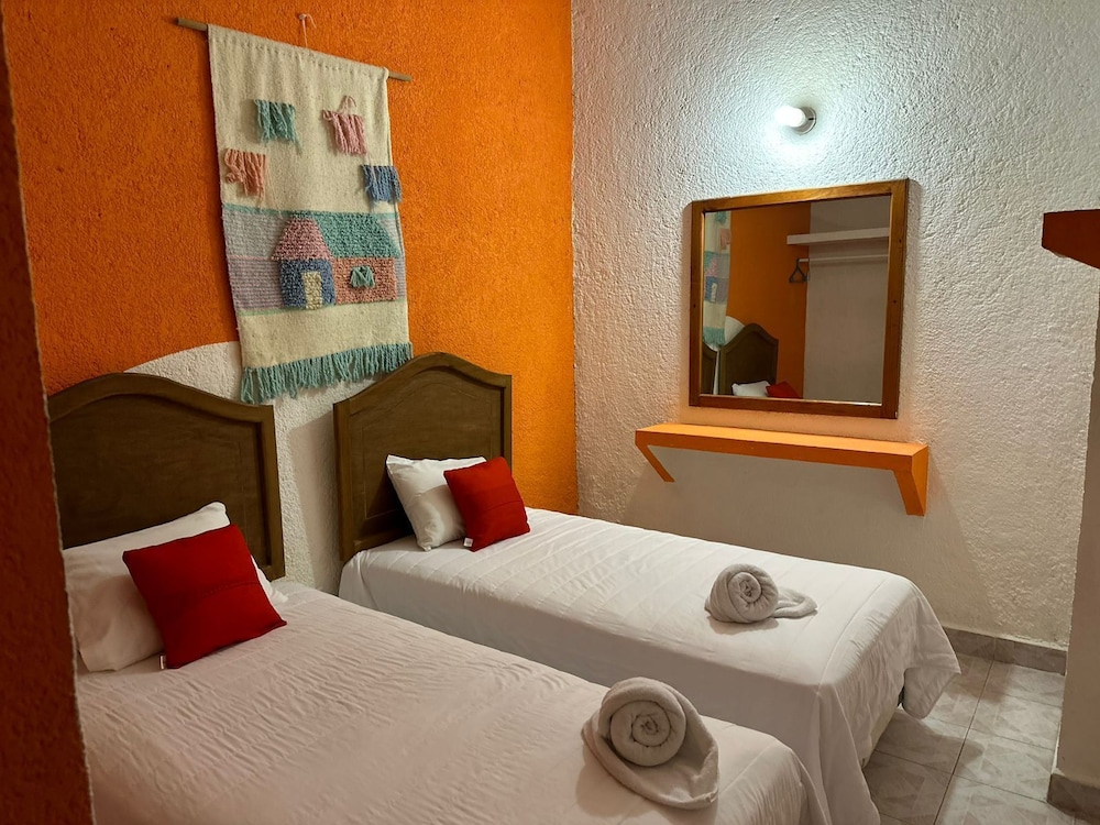 Basic Quadruple Room, 2 Bedrooms photo 3