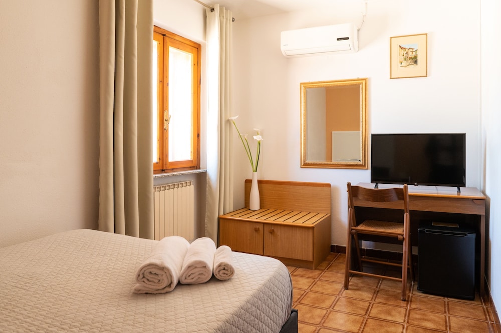 Standard Single Room, 1 Twin Bed, Non Smoking photo 2