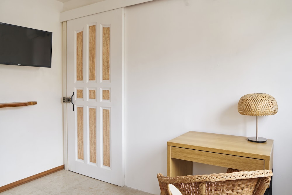 Standard Room, 1 Twin Bed, Balcony photo 2