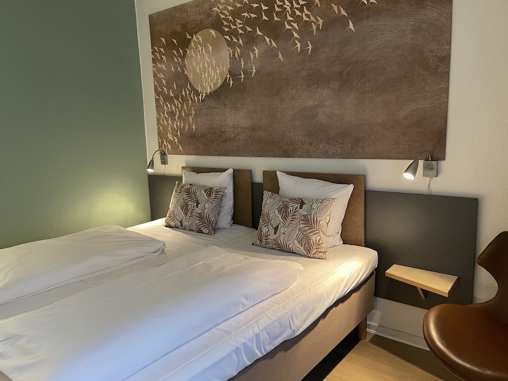 Standard Double Room, 2 Twin Beds, Non Smoking Pet Friendly photo 1