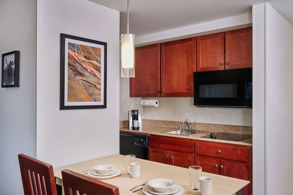 Suite, 1 Bedroom (One King with Sofabed) - Photo 6