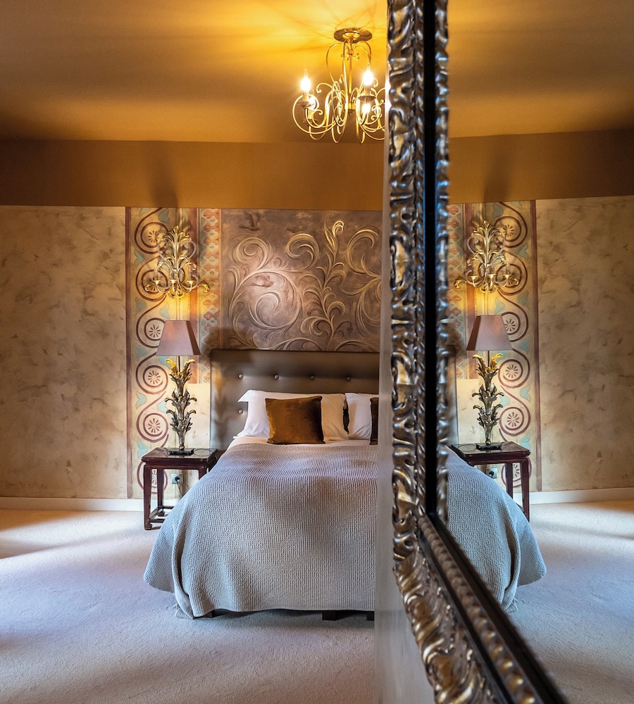 Superior Suite, 1 Double Bed, Terrace photo 2