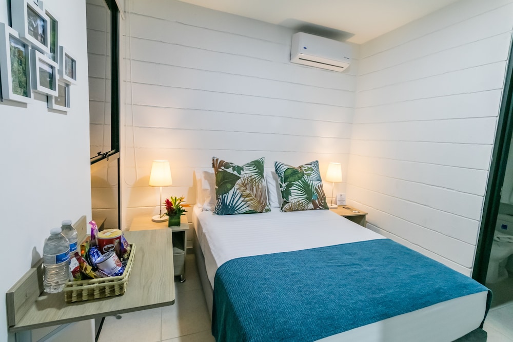 Classic Double Room Single Use photo 2