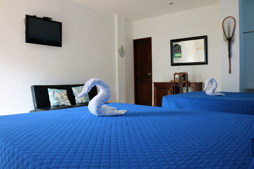 Double Room, 2 Double Beds, Garden View photo 1