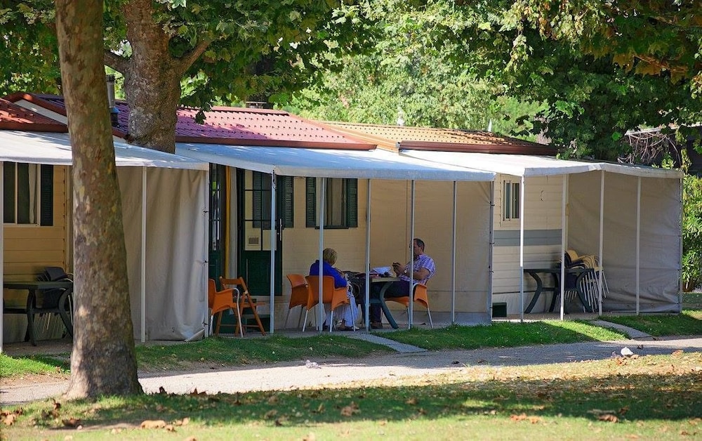 Mobile Home (2 pax) photo 2