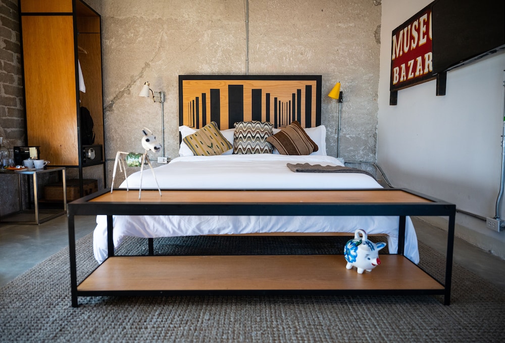 Suite - Photo 3