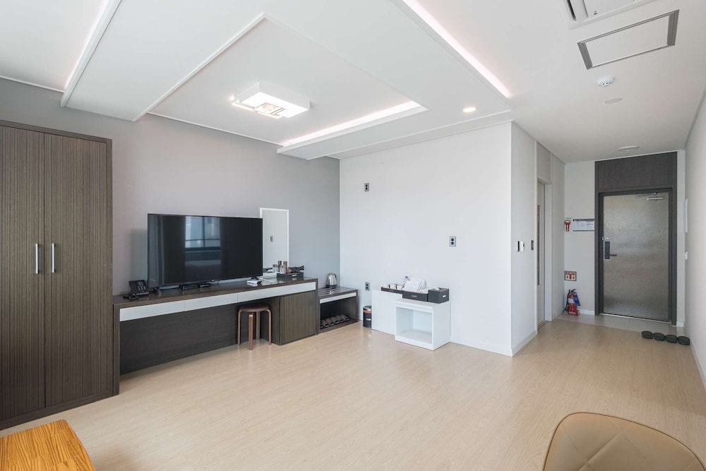 Royal Suite - Photo 10