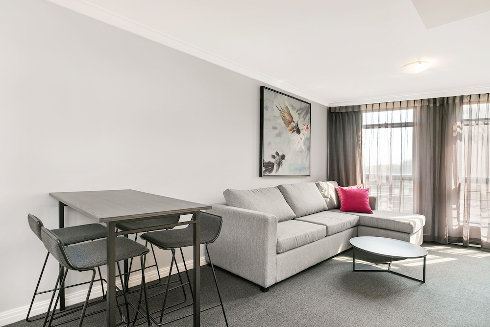 Open Plan Family Suite - Photo 6