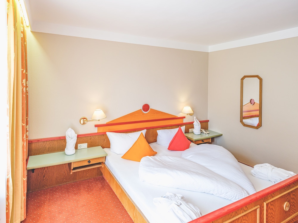 Basic Double Room