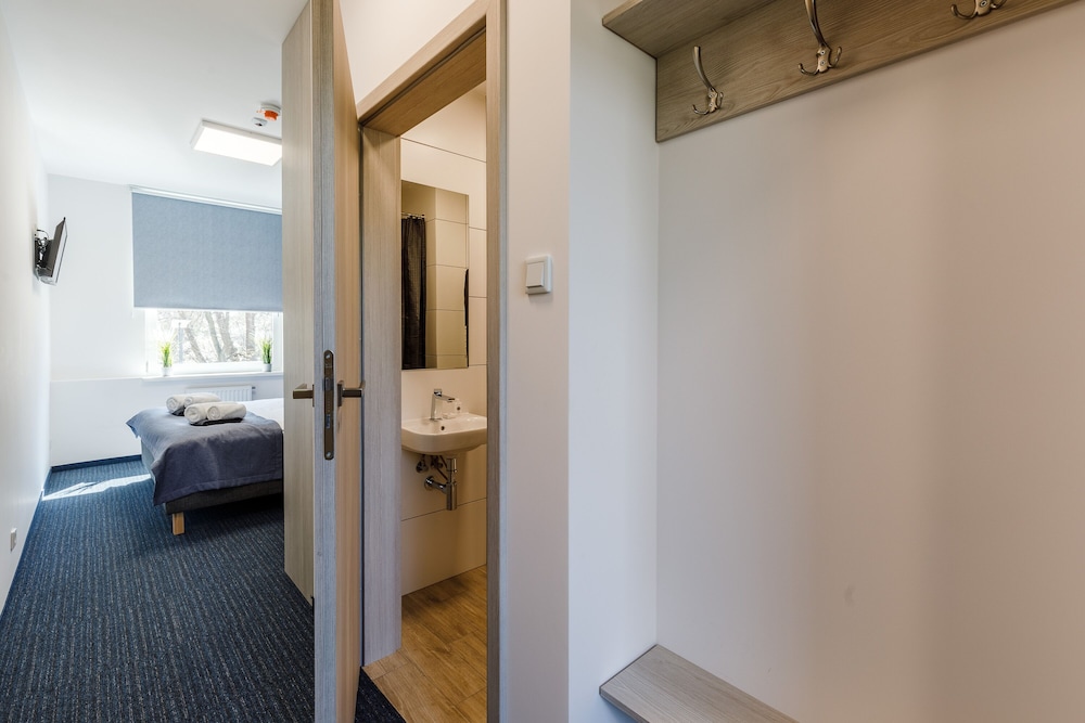 Classic Double or Twin Room - Photo 6