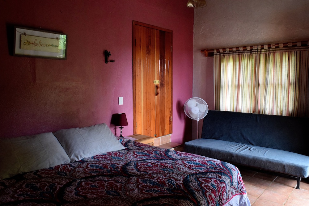 Design Room, 1 King Bed, Non Smoking photo 1