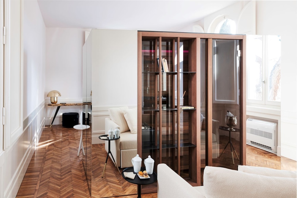 Luxury Suite, Hill View with Sauna
