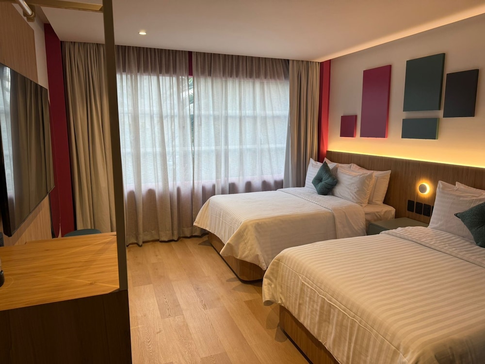 Deluxe Room with Monument View