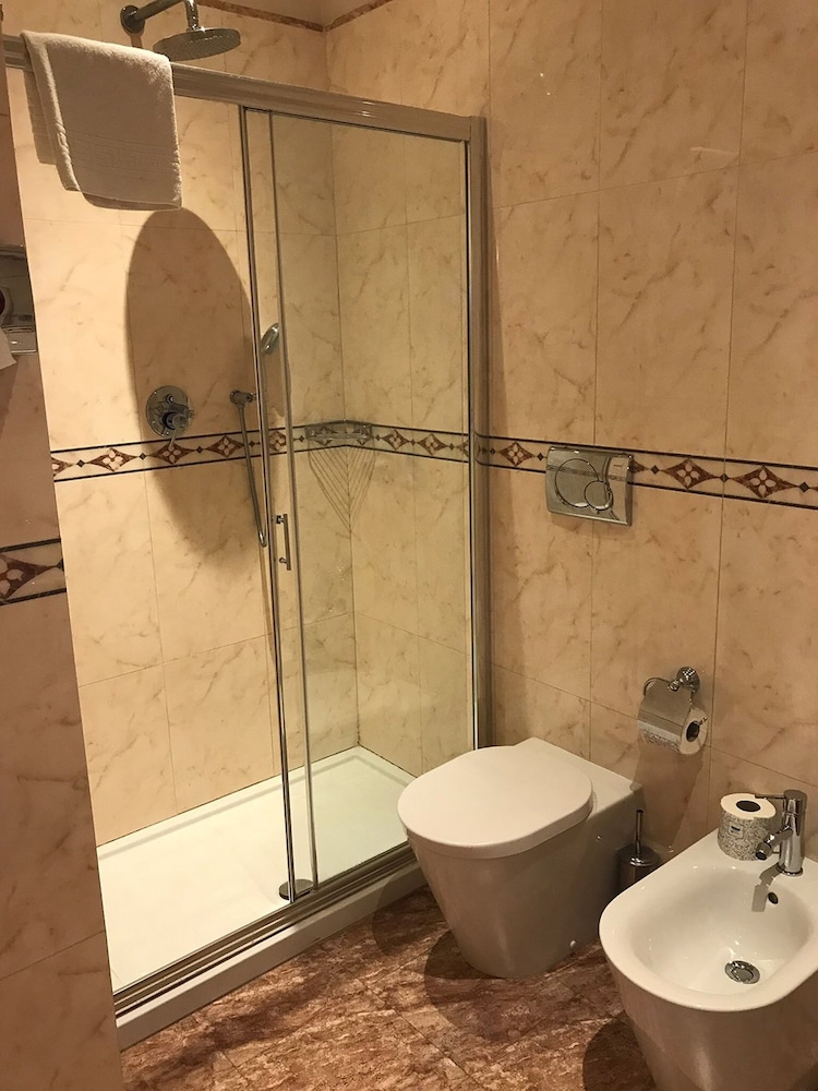 Superior Double Room - Photo 8