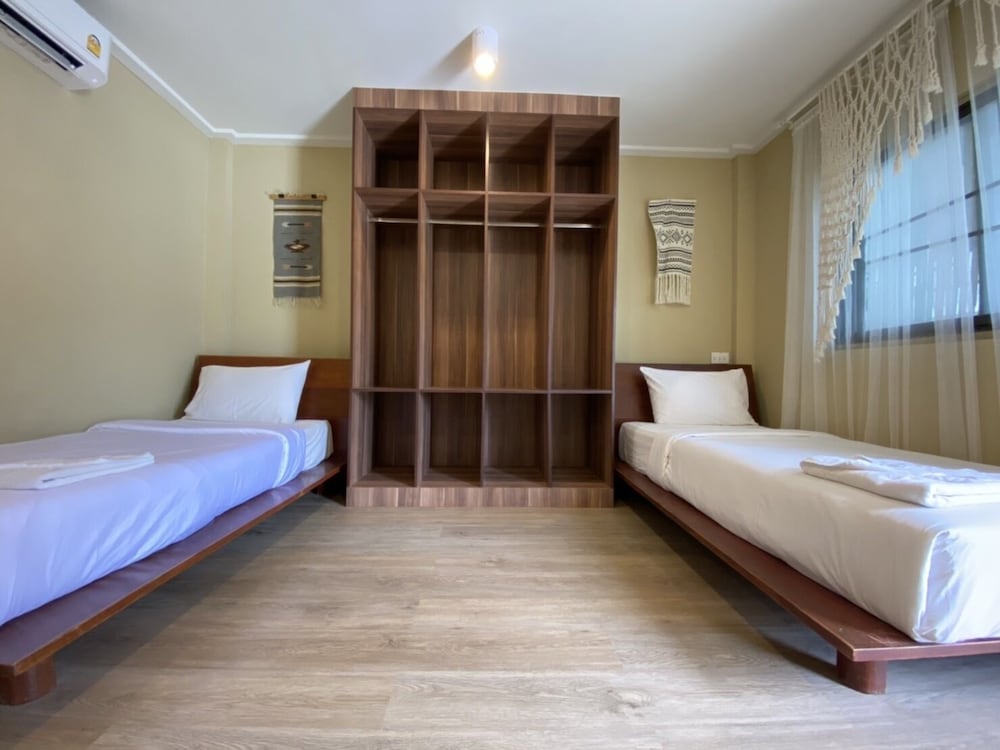 Deluxe Twin Room - Photo 4