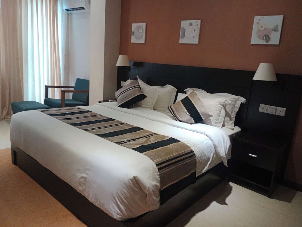 Deluxe Double Room, Balcony, City View