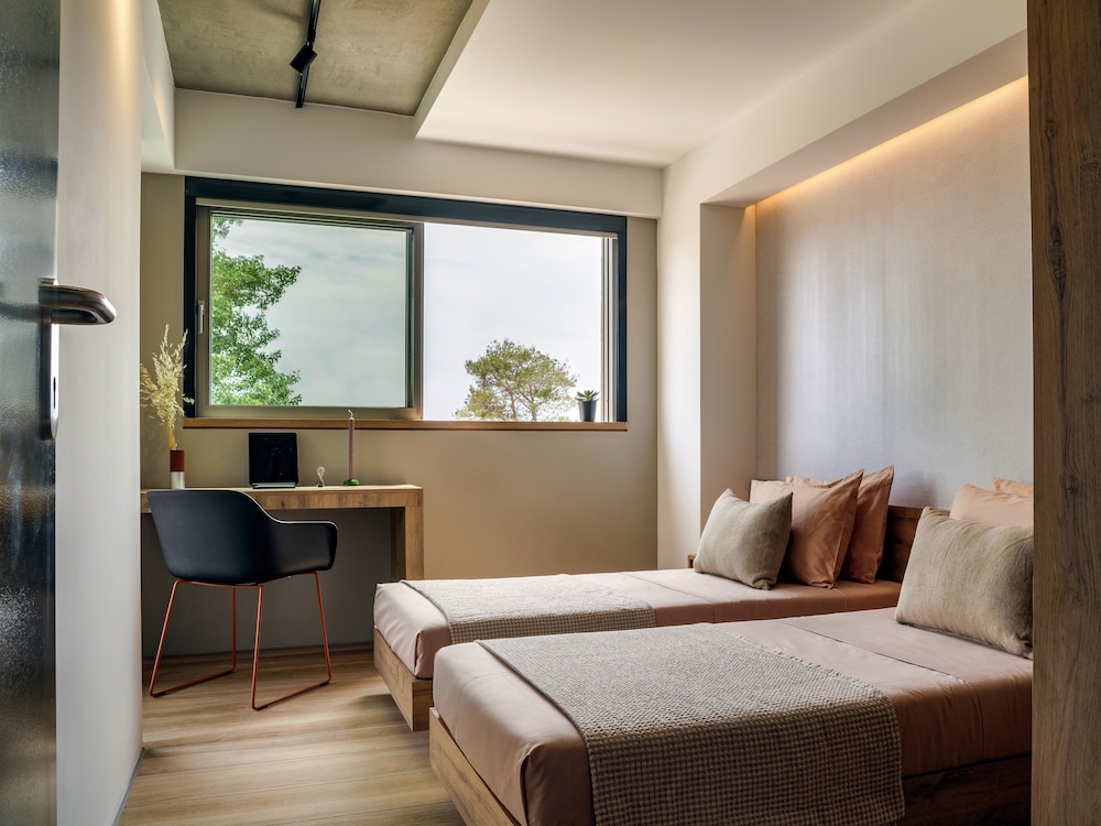 Luxury Apartment, 2 Bedrooms, Sea View