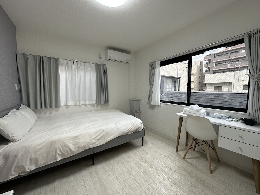 Junior Apartment (303) photo 1