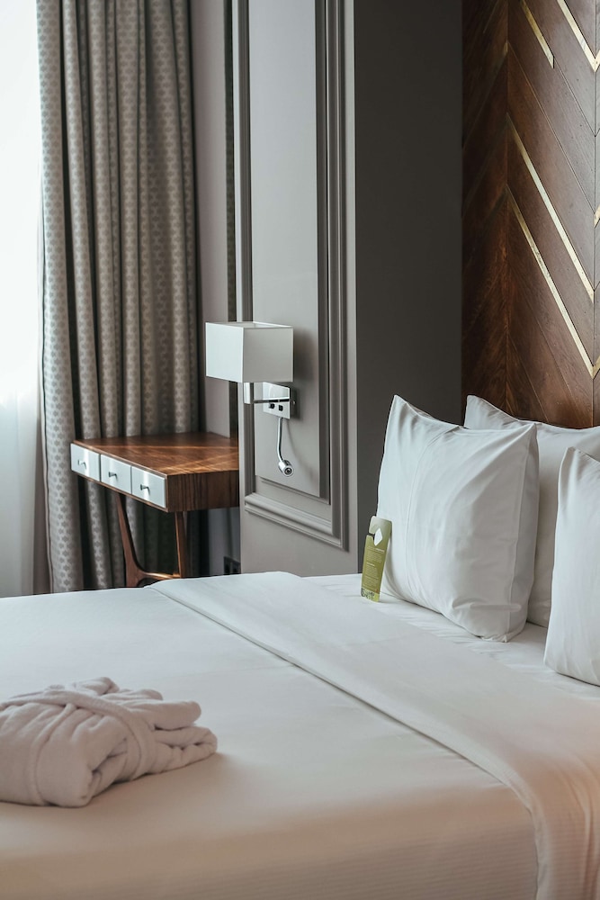 Suite, 1 Bedroom photo 2