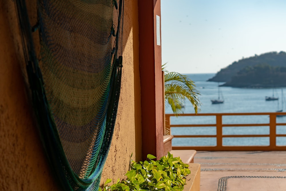 Standard Room, 2 Double Beds, Ocean View - Photo 3