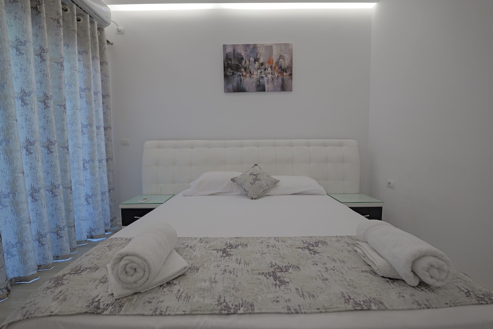 Double Room, Balcony