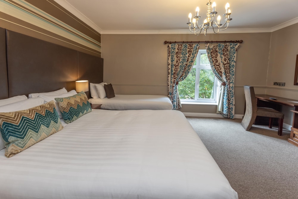 Classic Room, Multiple Beds, Non Smoking