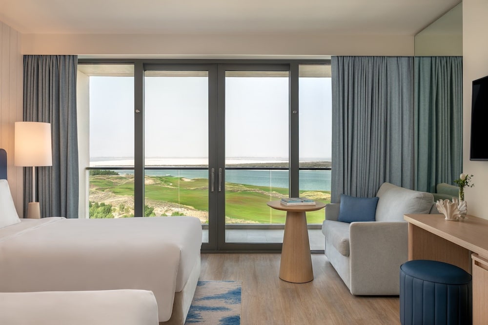 Deluxe Room, 2 Twin Beds, Sea View