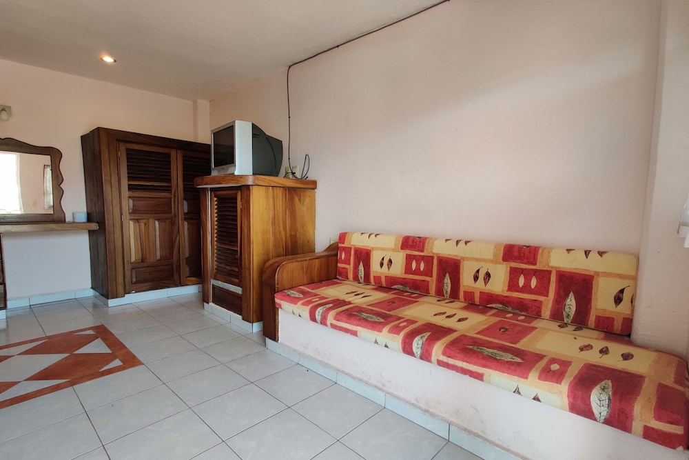 Standard Room - Photo 6