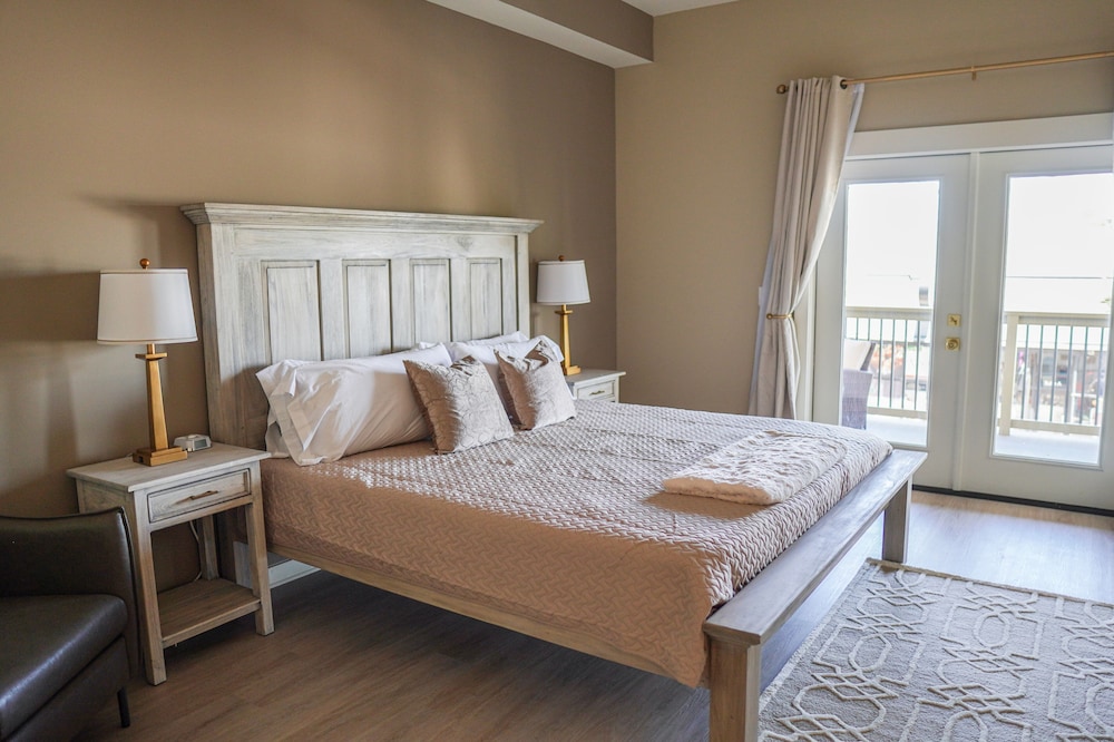 Panoramic Room