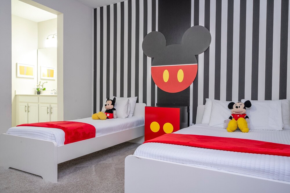 Magical Home Modern Rooms Pool Spa and Game Room Near Clubhouse, 写真 52