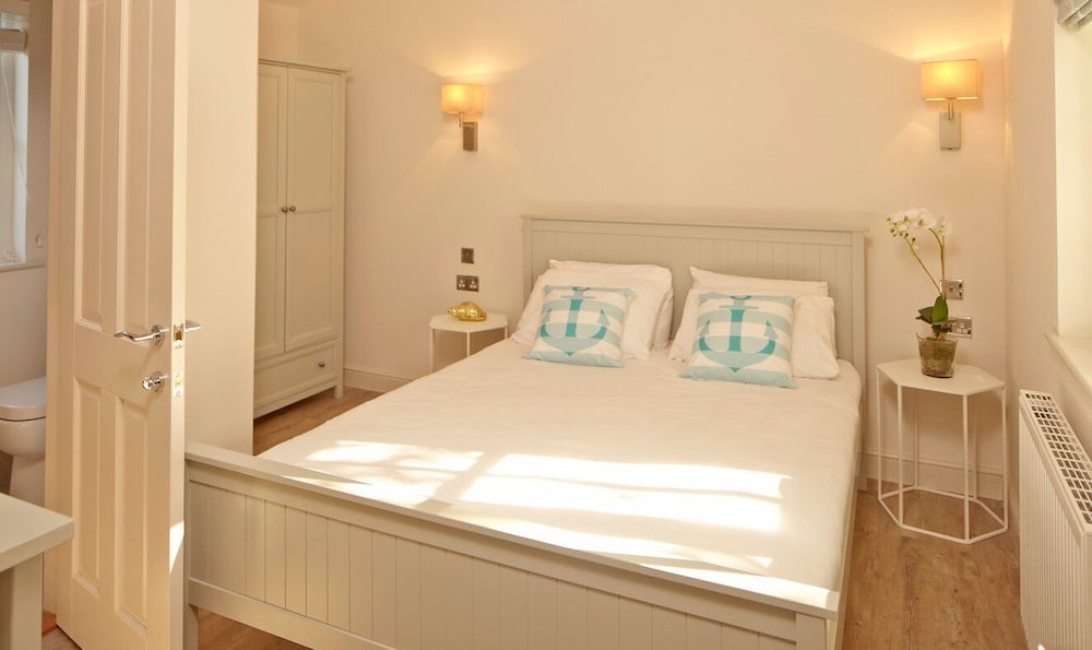 Beach Lodge 4 Berth Pet Free