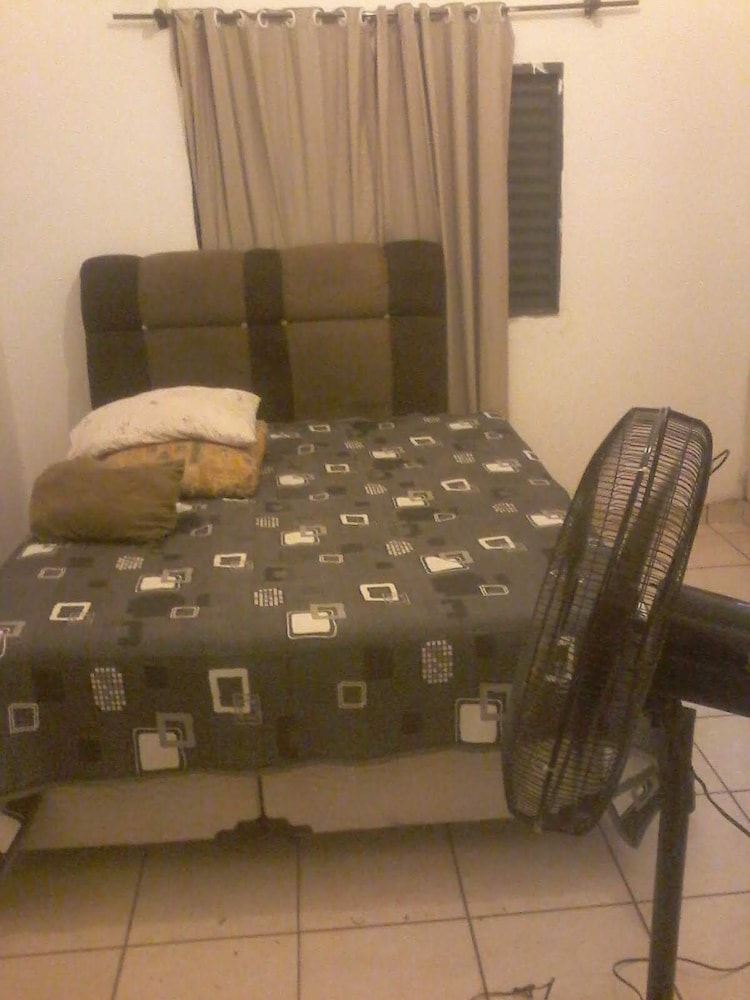 House, 1 Bedroom photo 1