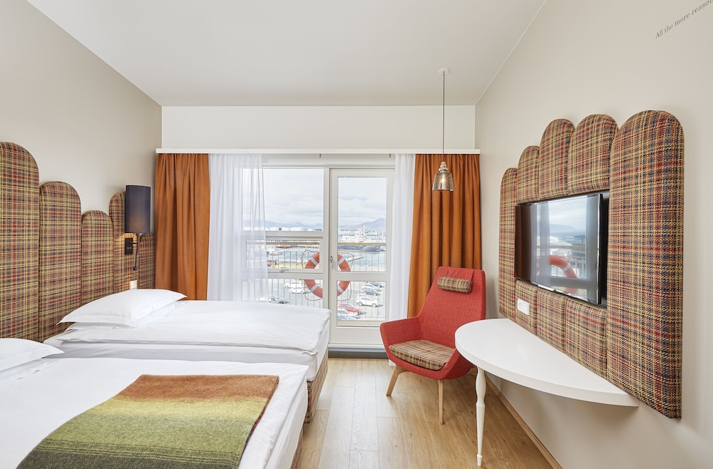 Deluxe Twin Room photo 3