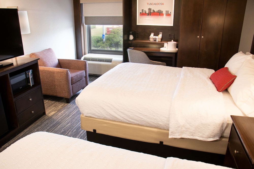 Room, 2 Queen Beds, Accessible, Non Smoking - Photo 2