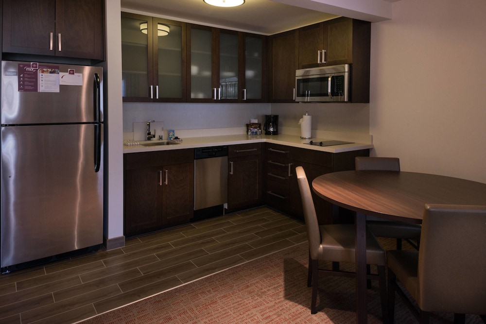 Suite, 2 Bedrooms (Hearing Accessible)
