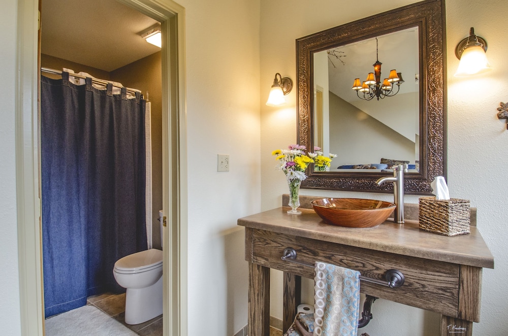 Luxury Room, 1 Bedroom, Private Bathroom, Mountain View photo 2