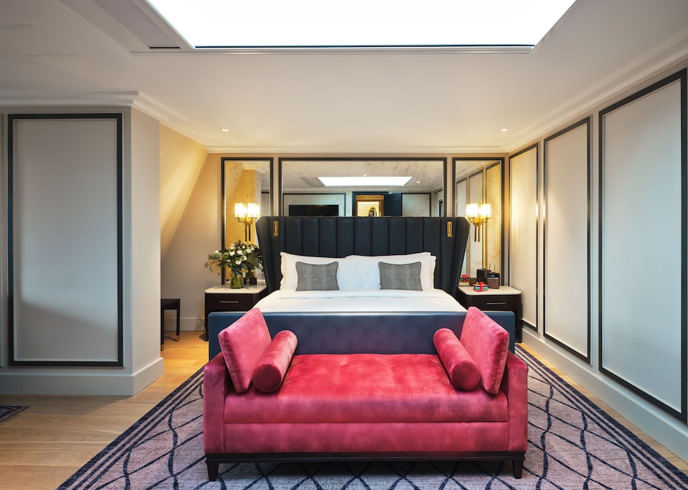 Suite (Skylight) photo 1
