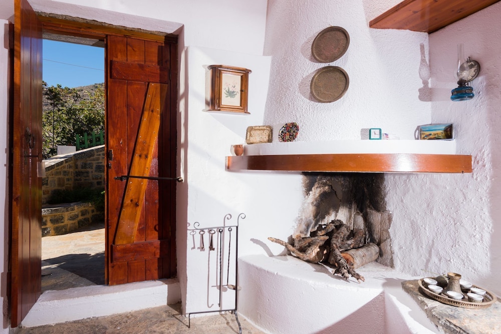 House, Sea View (Leonidas) - Photo 10