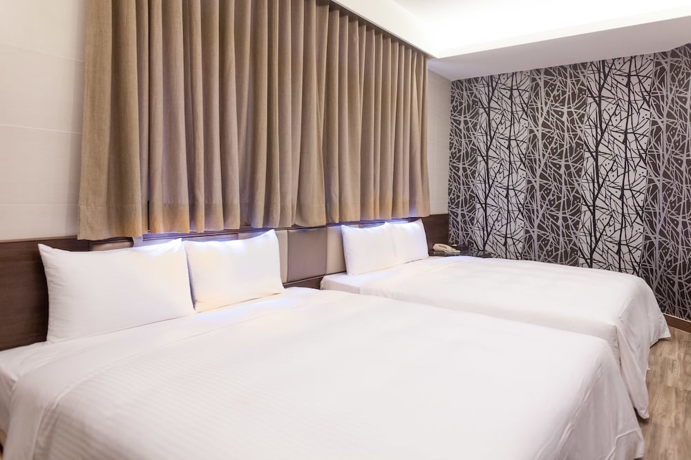 Economy Quadruple Room photo 1
