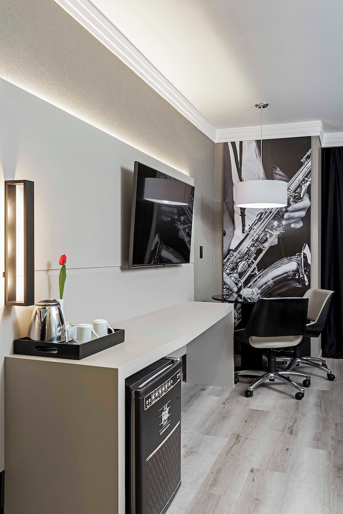 Premium Room - Photo 3