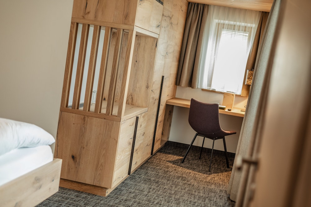 Exclusive Suite photo 2