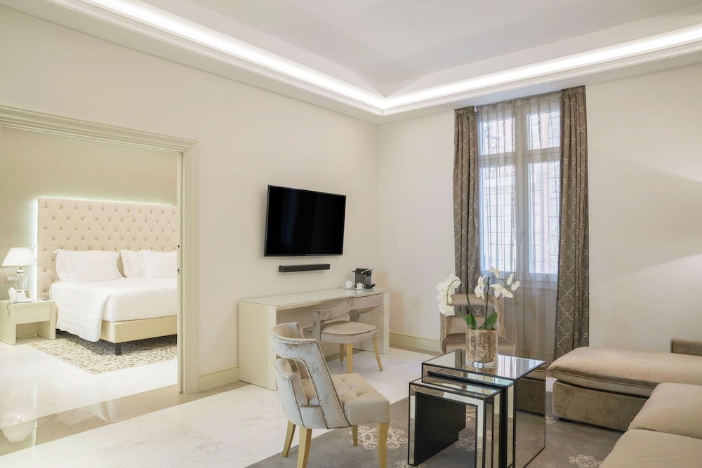 Suite (Costantino)
