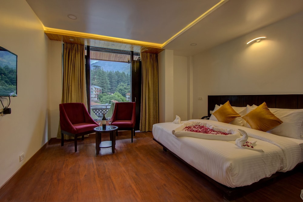 Deluxe Double Room, Non Smoking, Valley View