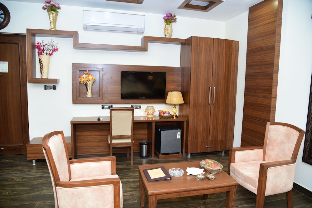 Premium Double Room, 1 Double Bed photo 3