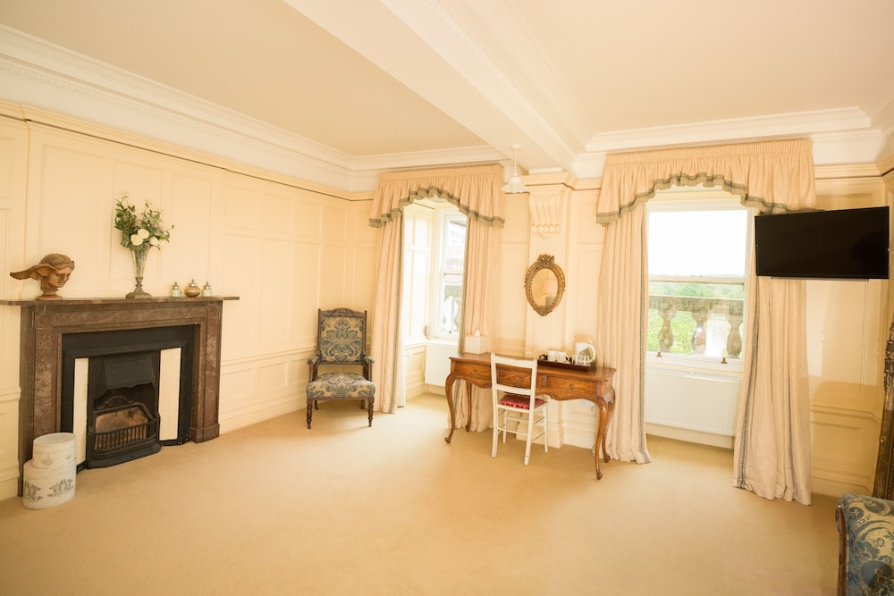 Honeymoon Suite photo 3