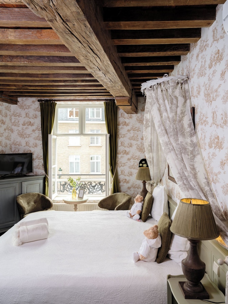 Deluxe Double Room, Canal View - Photo 3