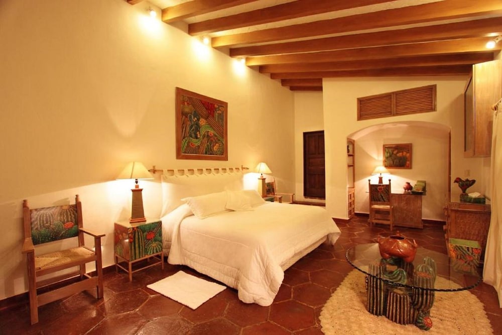 Premium Double Room - Photo 6