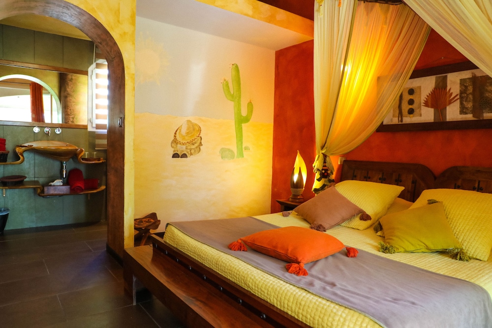 Double Room, 1 Double Bed (Margarita) photo 1