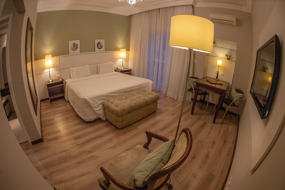 Quarto casal exclusivo, 1 cama King com banheira